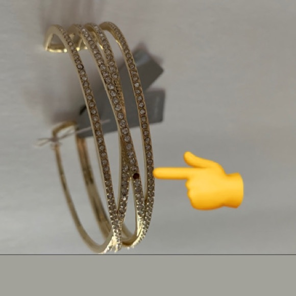 Bracelets - Picture 5 of 8